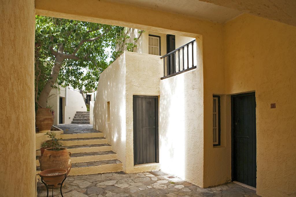 Sundance Apartments & Suites Limenas Chersonisou Exterior foto